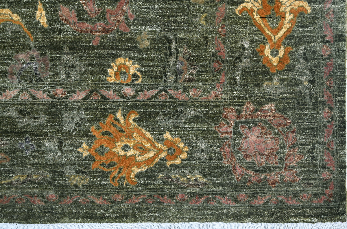 Olive & Rust Antique Class Rug 154 × 244 cm (5 x 8)