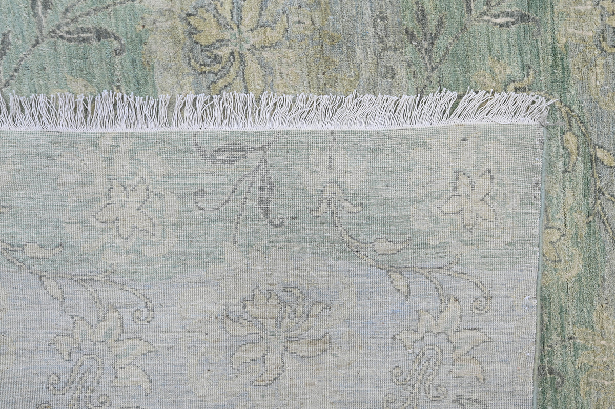 Ivory & Celadon Gallery Rug 244 × 305 cm (8 x 10)