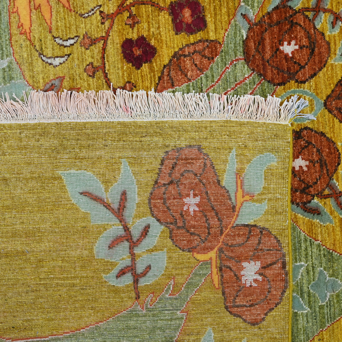 Antique Gold Floral Rug 244 × 305 cm