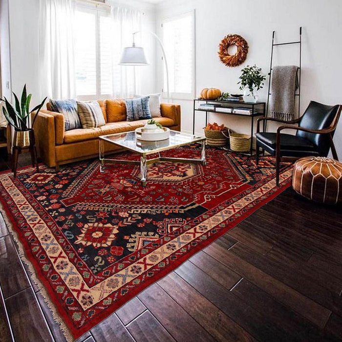 Handmade Red Shirazi Wool Area Rug 6'7x9'4 (ID P35681)