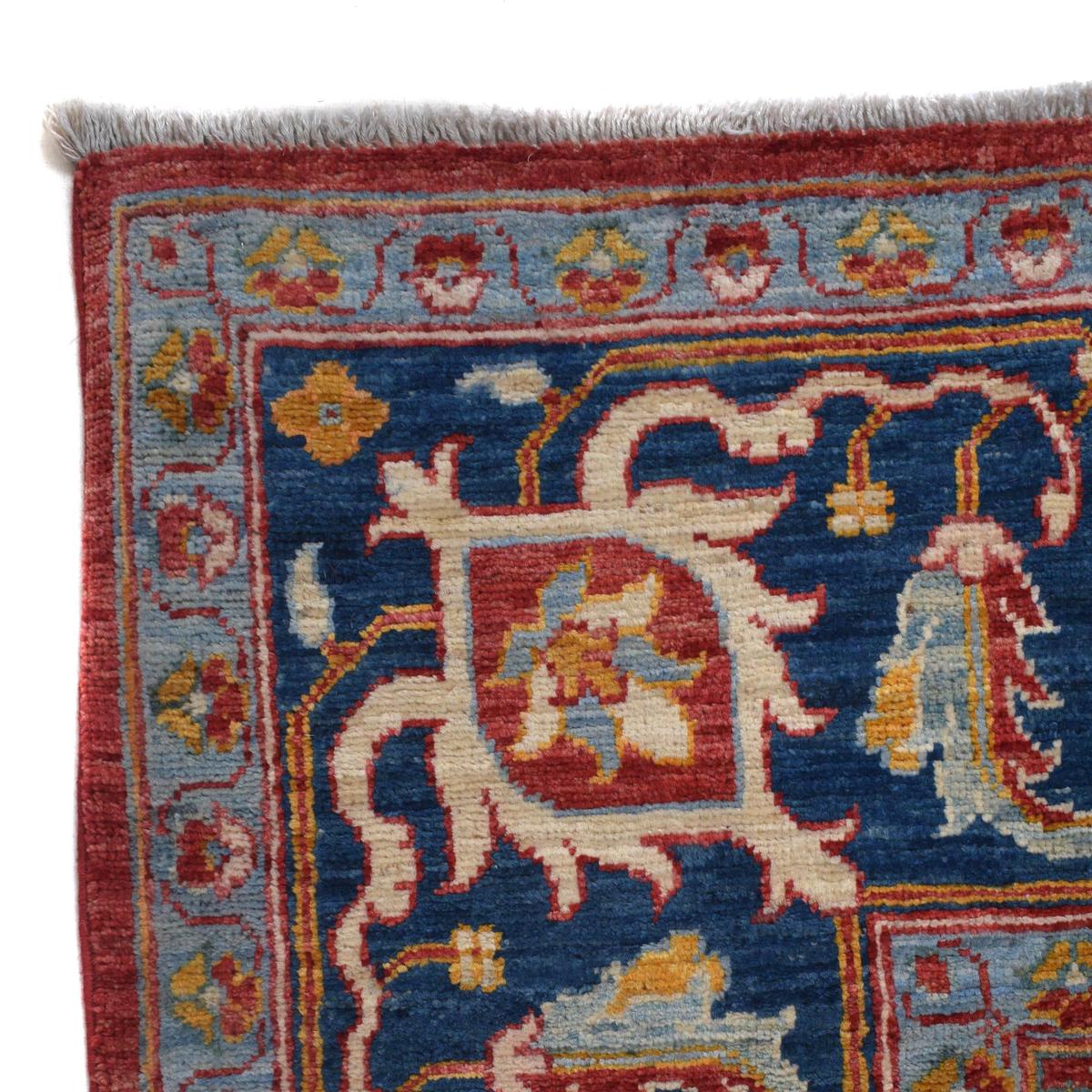 Handmade Heriz Wool Rug 240 x 306 cm (ID B17238)