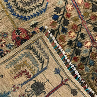 Handmade Tree of Life Rug 5' 8" x 7' 11" (ft) - No. B31294