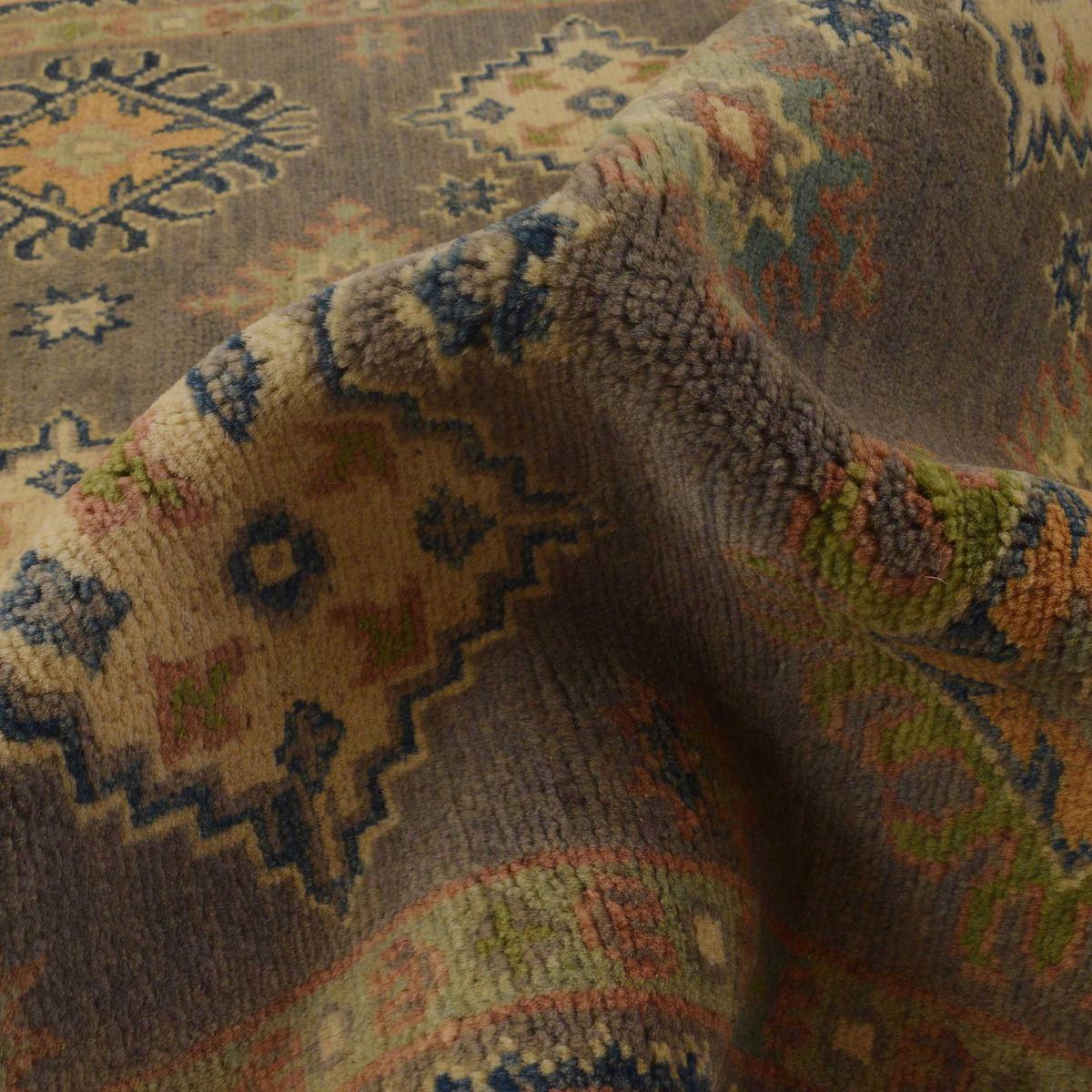 Kazak Handmade Wool Area Rug 119x179cm (ID B34676)