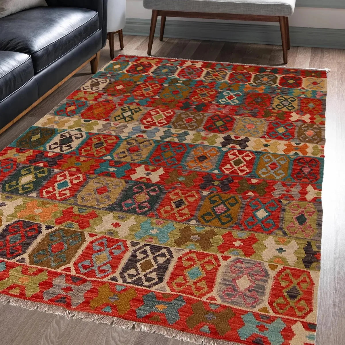 Handmade Natural Wool Kilim Rug 155 × 195 cm – No. B34747