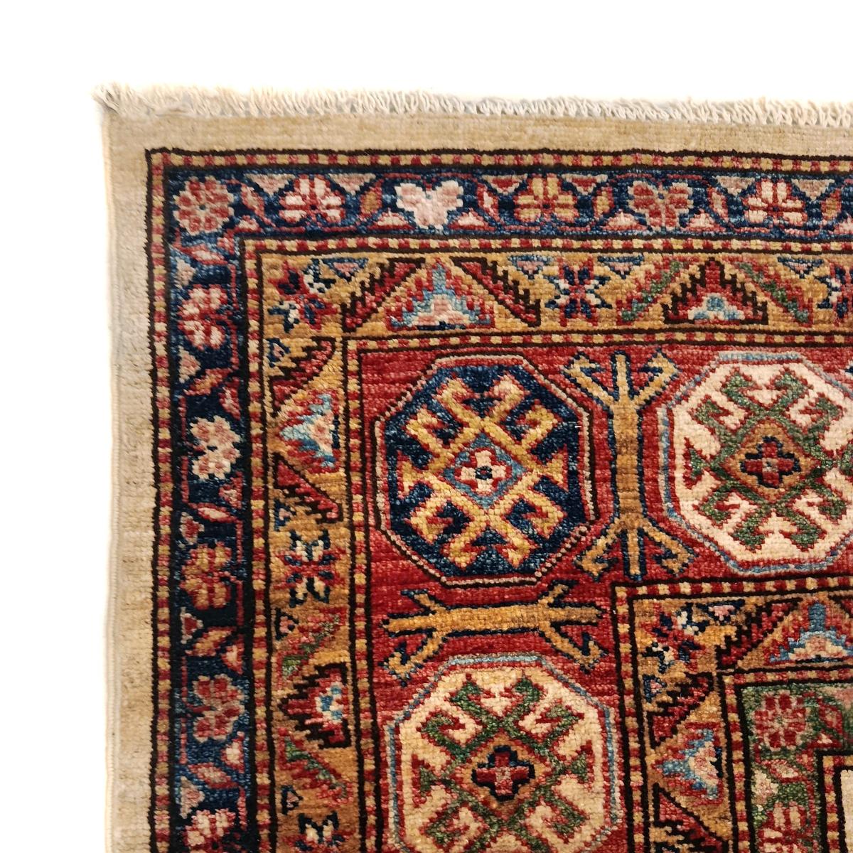 Handmade Ivory Kazak Wool Area Rug 73x111in (ID G31771)