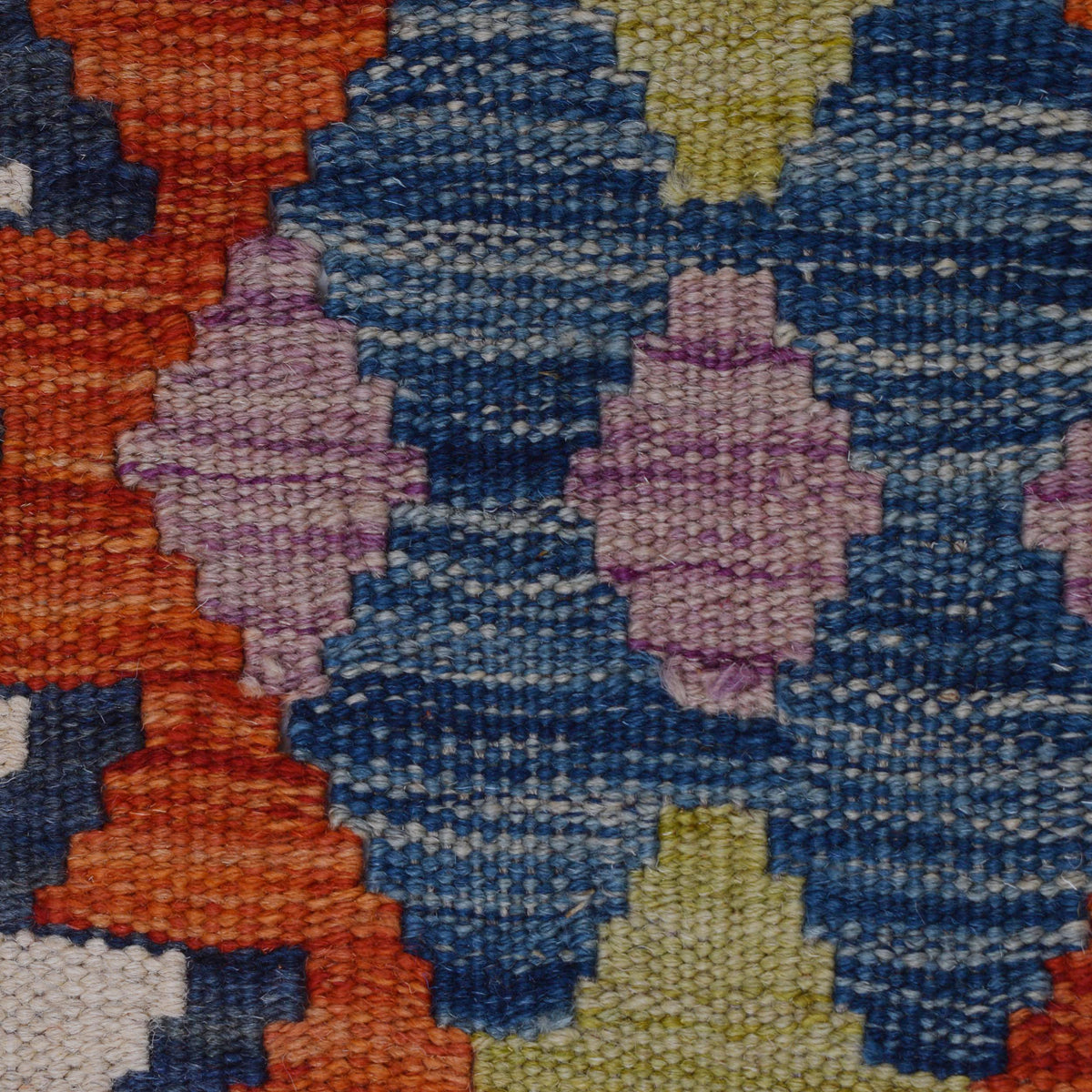 Handmade Vegetable Kilim 5' 6" x 7' 10" (ft) - No. G31802