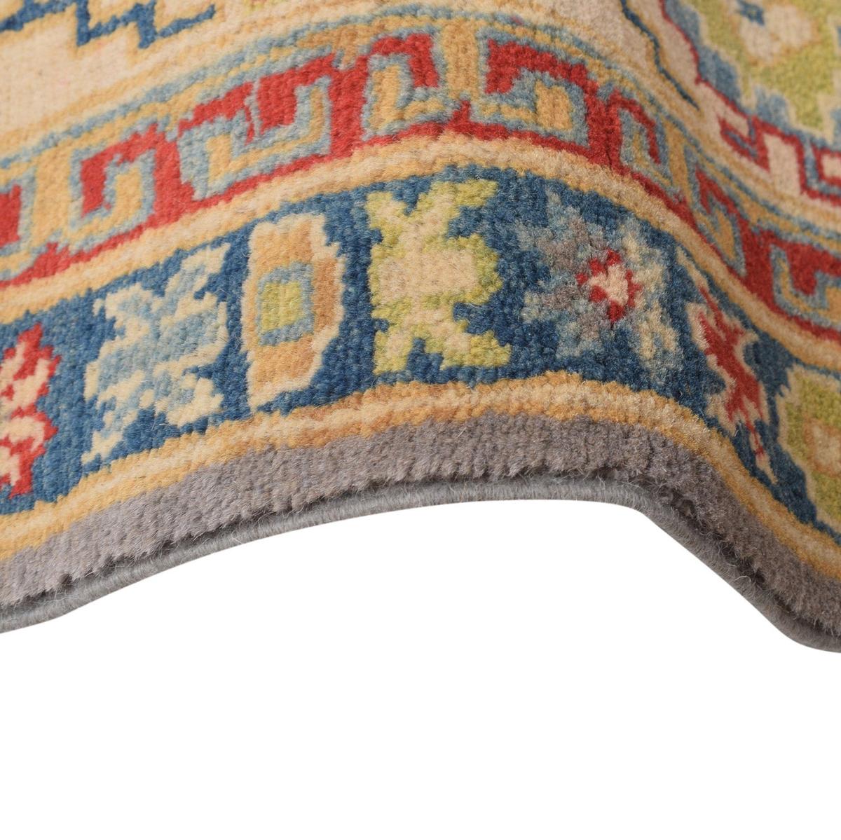 Handmade Kazak Wool Area Rug 67 by 96 in (ID:P26483)