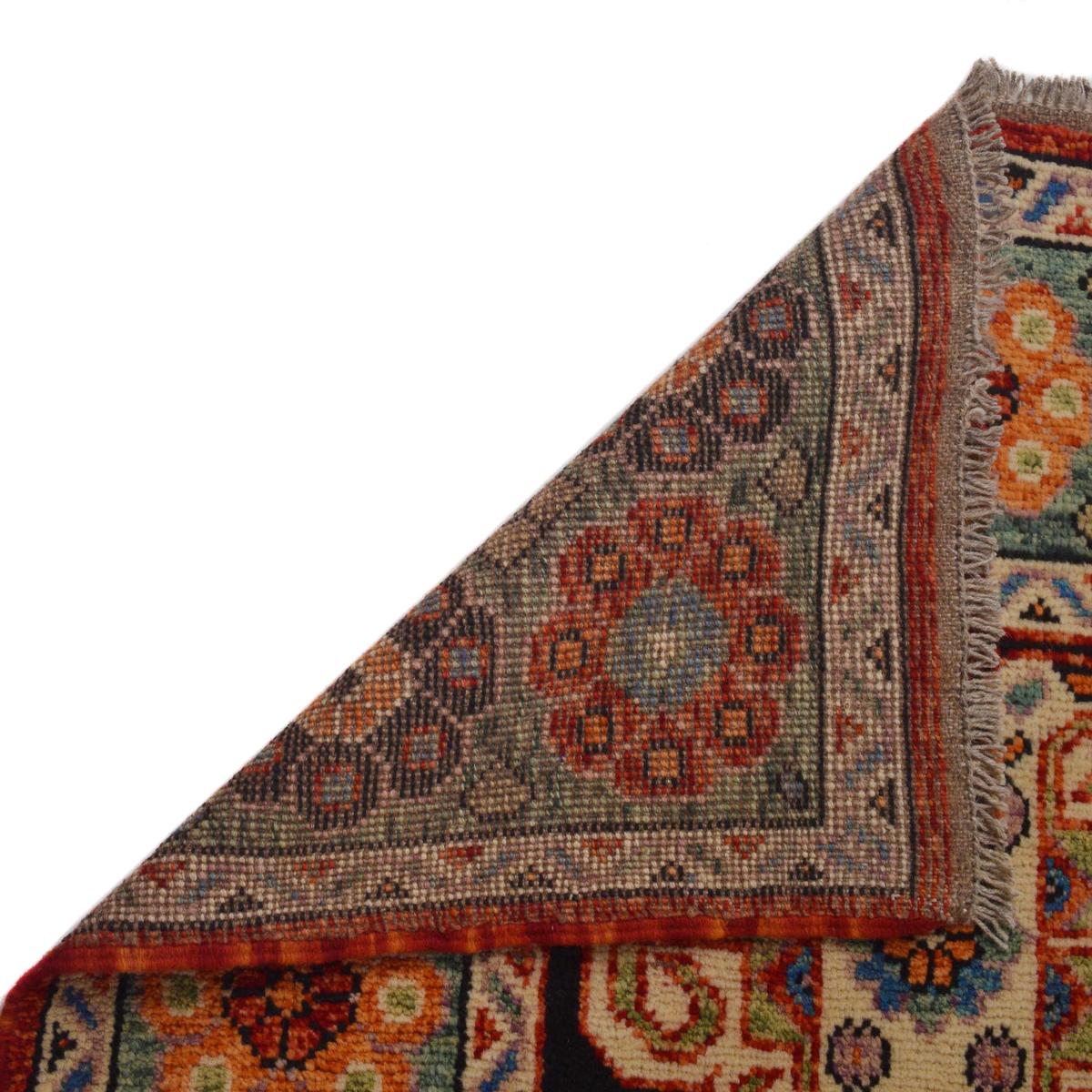 Handmade Wool Shirazi Rug 195 x 289 (cm) (ID P35678)