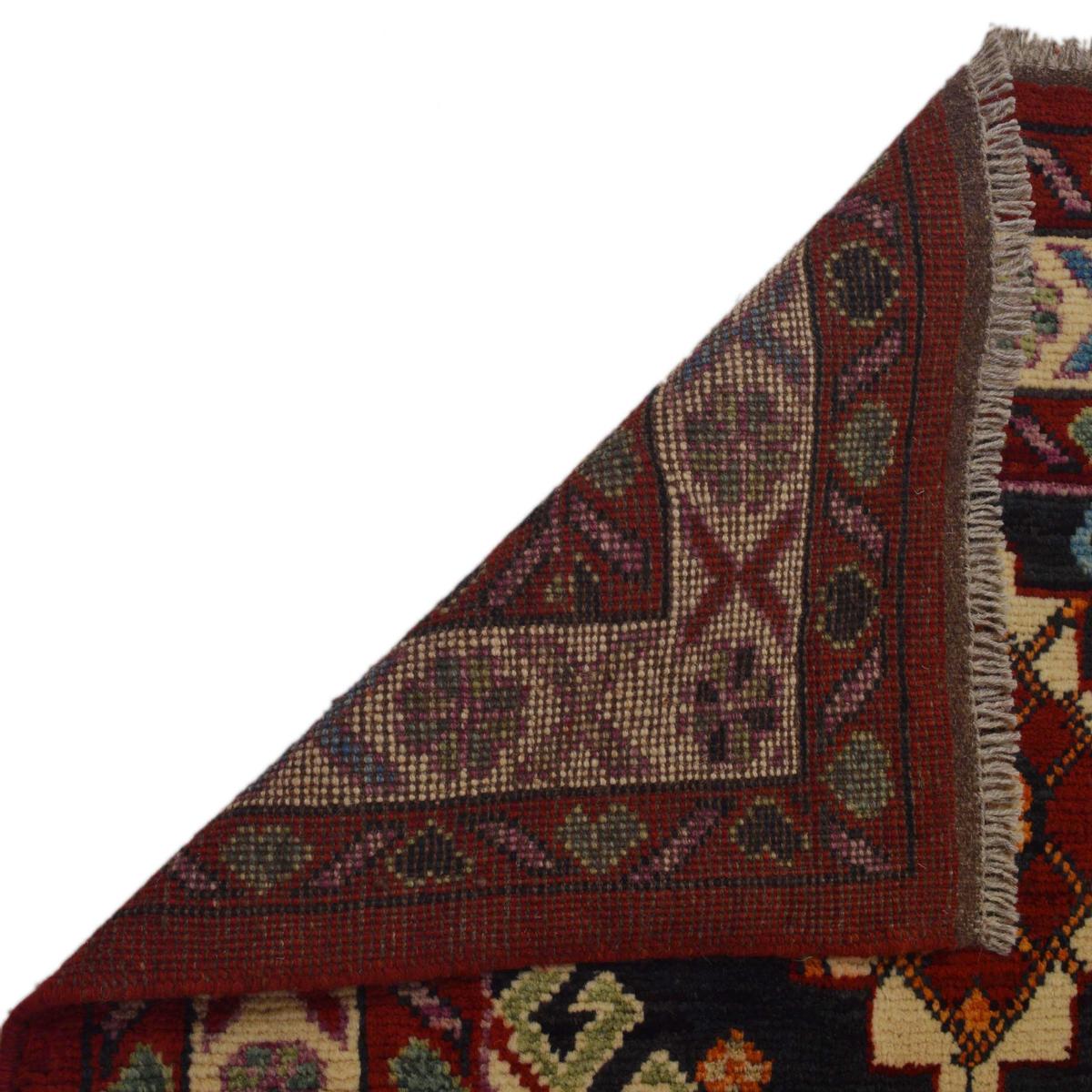 Handmade Red Shirazi Wool Area Rug 6'7x9'4 (ID P35681)