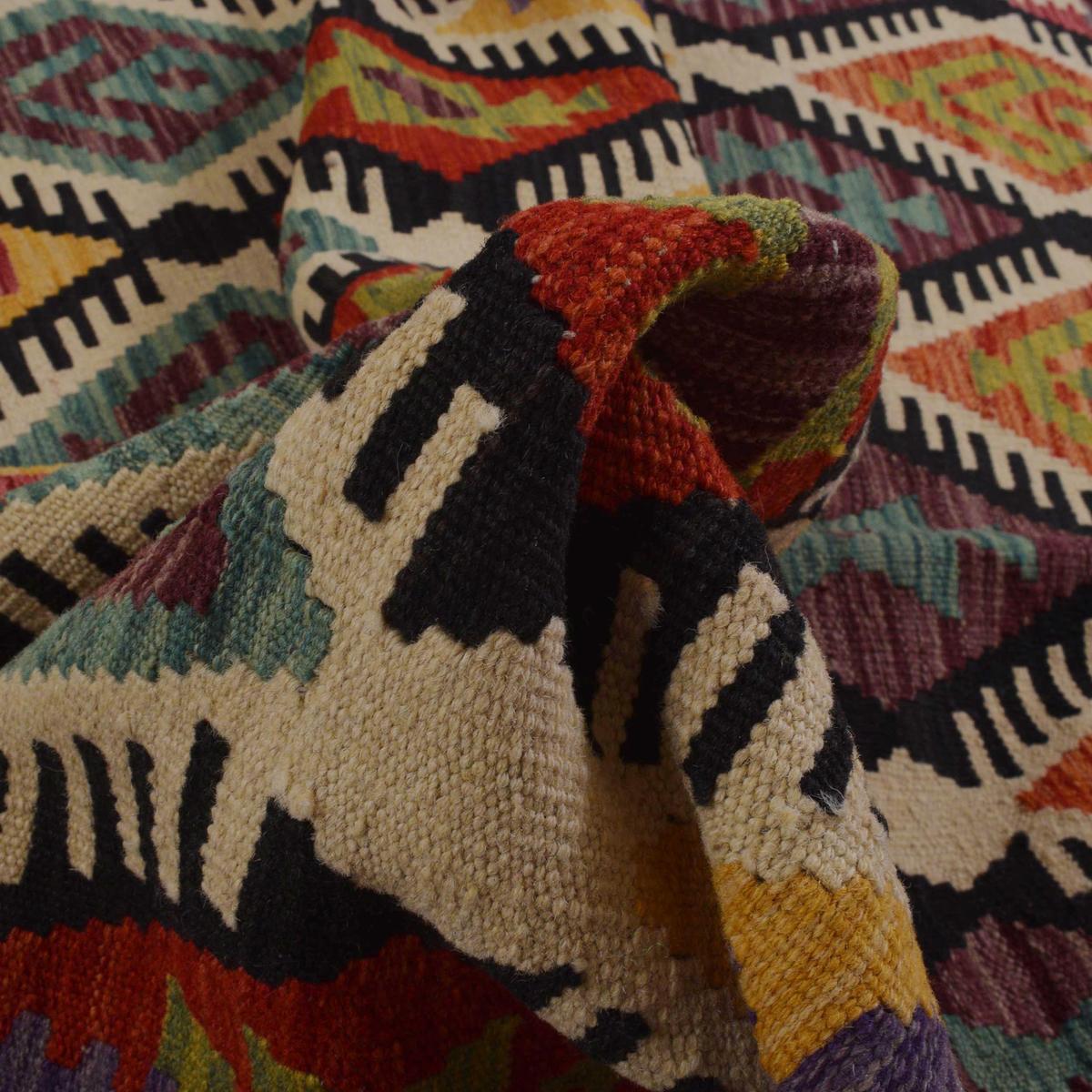 Handmade Wool Kilim Rug 158 x 200 cm (ID P36142)