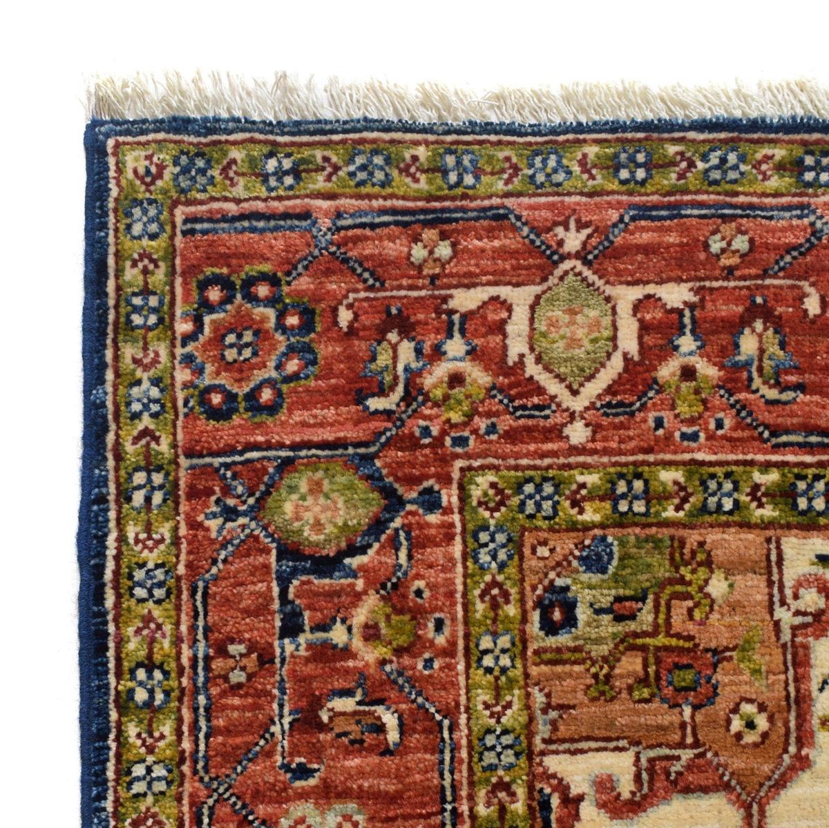 Handmade Heriz Wool Area Rug 3'9 x 5'7 (ID R24273)