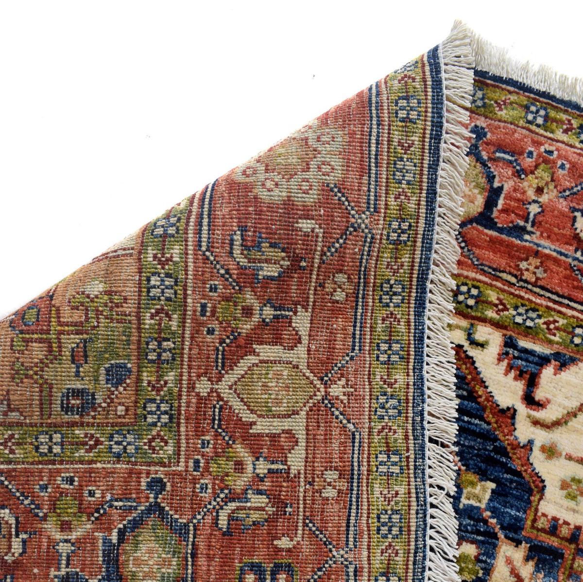 Handmade Heriz Wool Area Rug 3'9 x 5'7 (ID R24273)