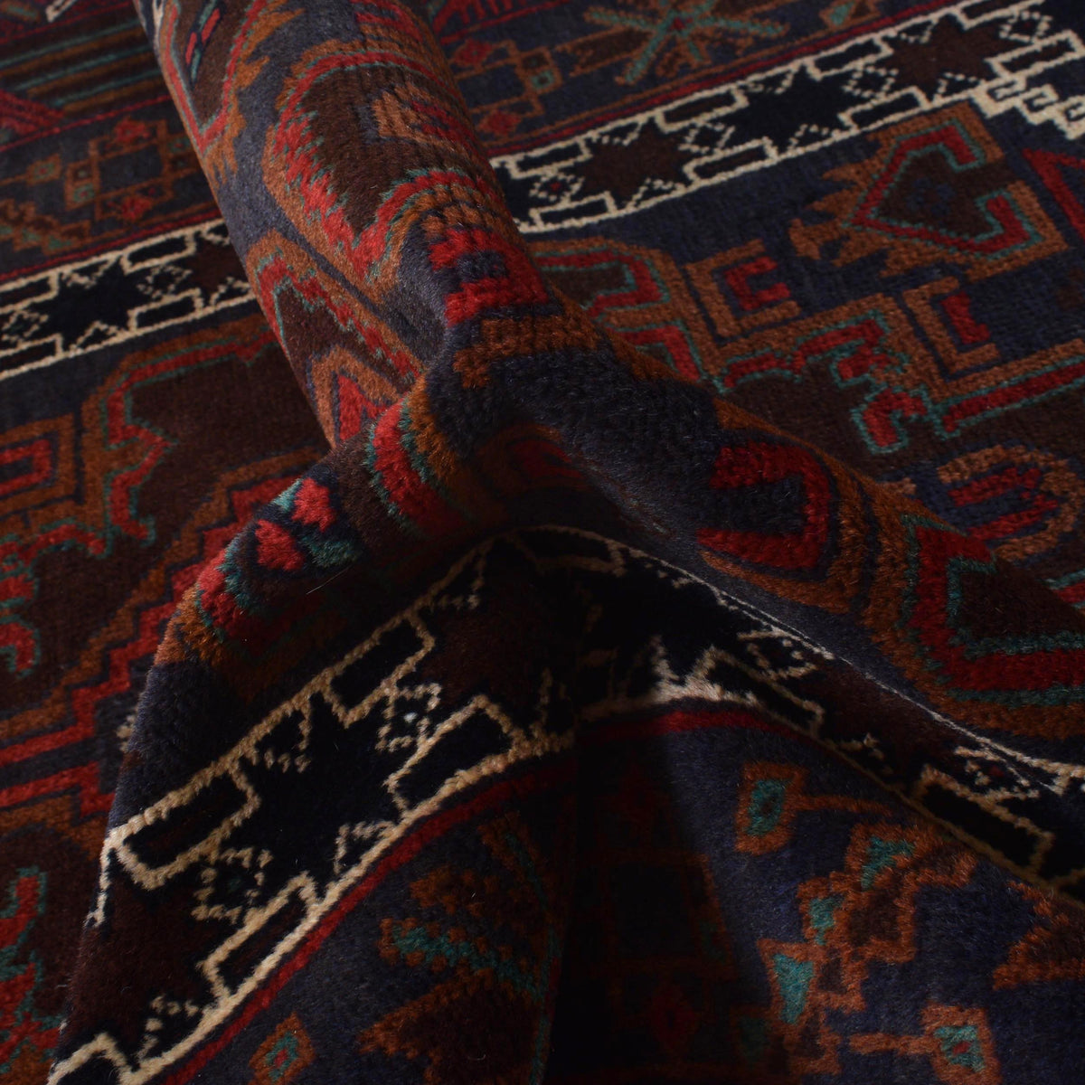 Small Prayer Rug 2' 10" x 4' 11" (ft) - No. W35892