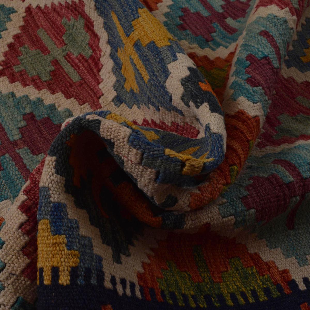 Handmade Vegetable Kelim 5' 9" x 7' 7" (ft) - No. Y35597