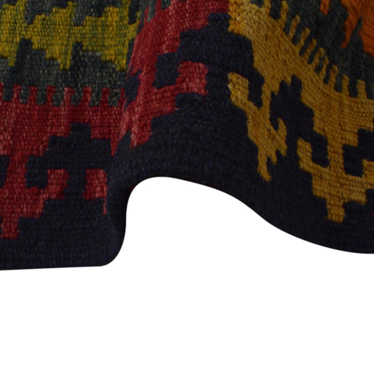 Handmade Vegetable Kilim 5' 9" x 7' 9" (ft) - No. Y35602