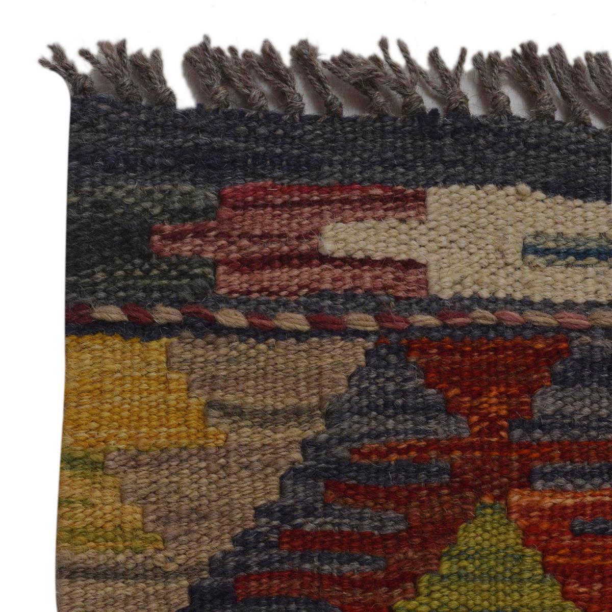 Handmade Vegetable Kelim 5' 9" x 7' 10" (ft) - No. Y35643